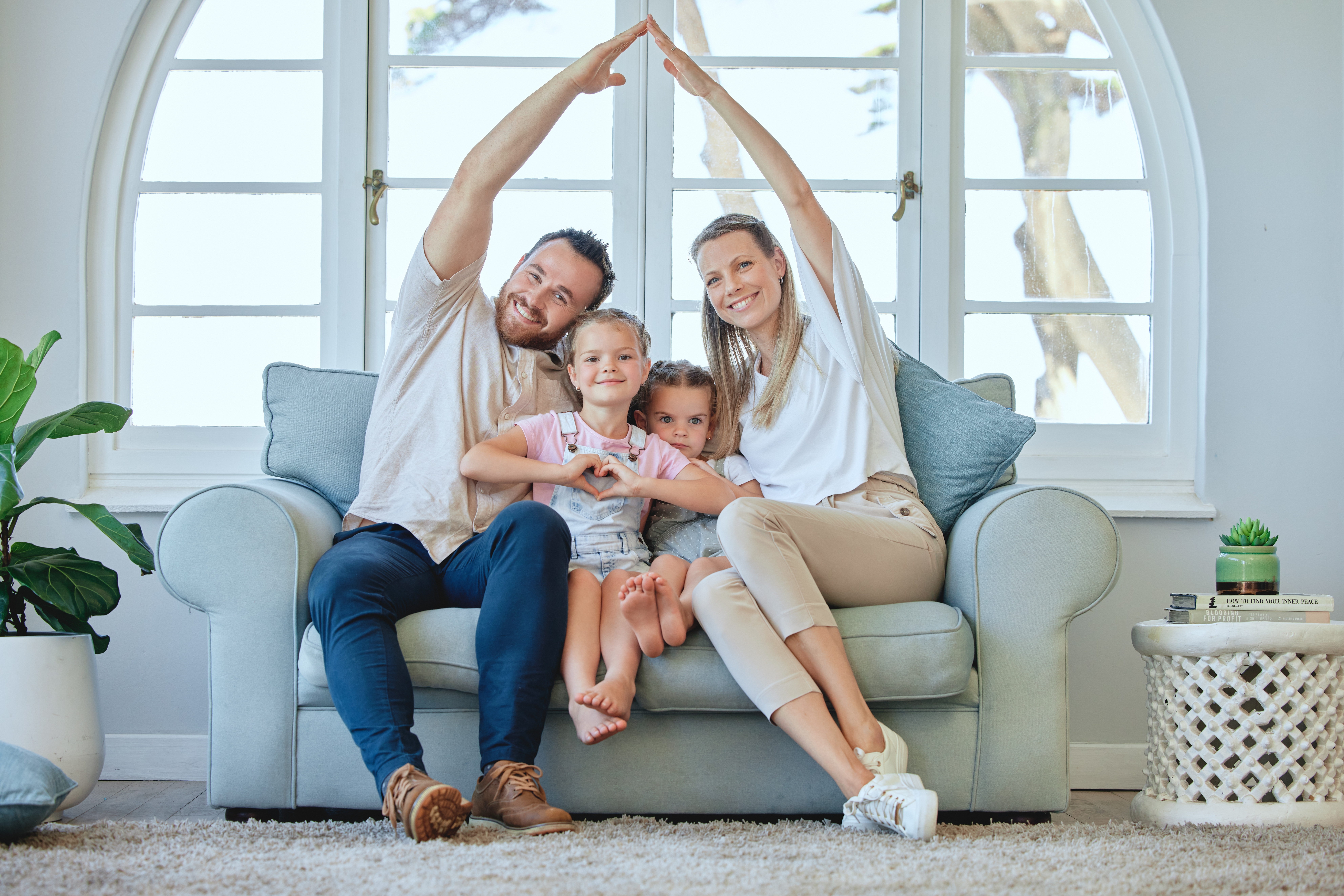 Seguro de vida y póliza de salud para la familia