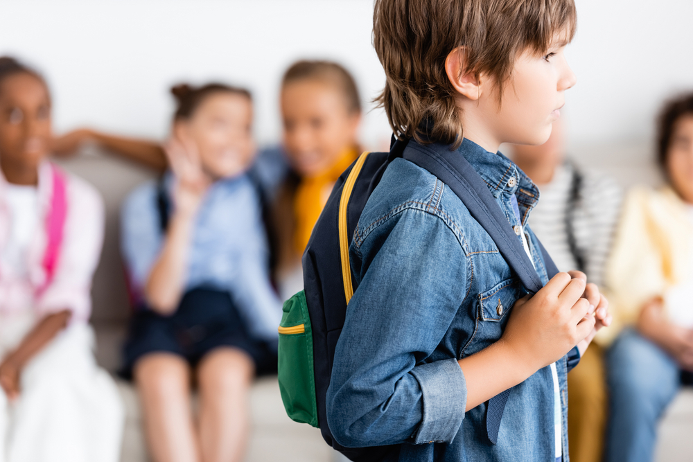 Que hacer si un niño tiene comportamientos diferentes